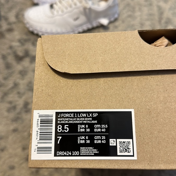 JACQUEMUS JF1 8.5 womens - Picture 4 of 4